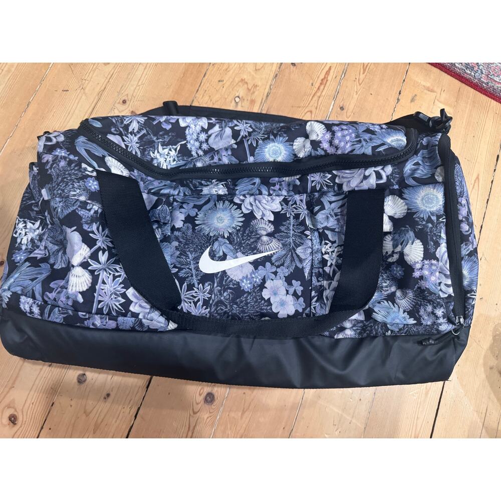 Nike Sport Floral Printed Dance, Golf, Sports, Soccer Duffel Bag